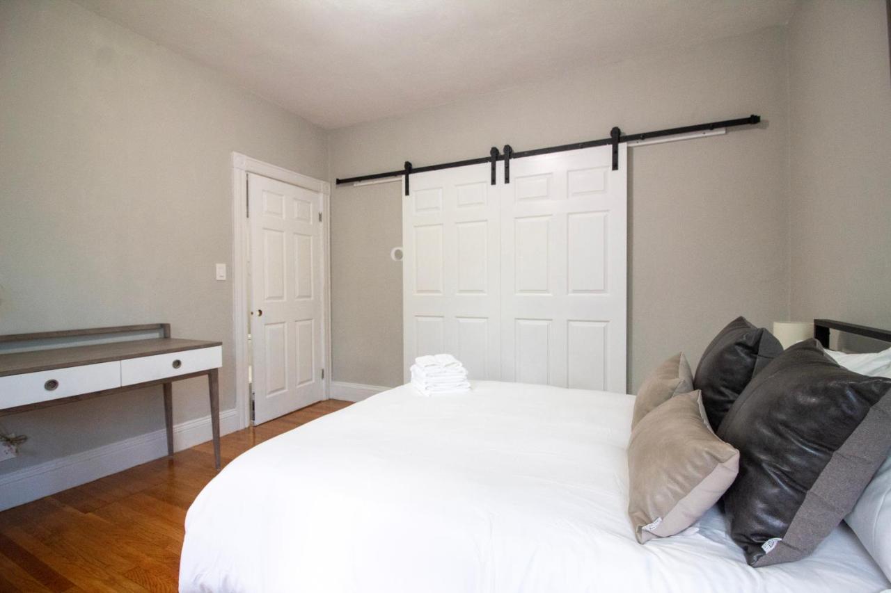 2 Bedroom Condo Close To Boston And Cambridge With Free Parkings Ngoại thất bức ảnh