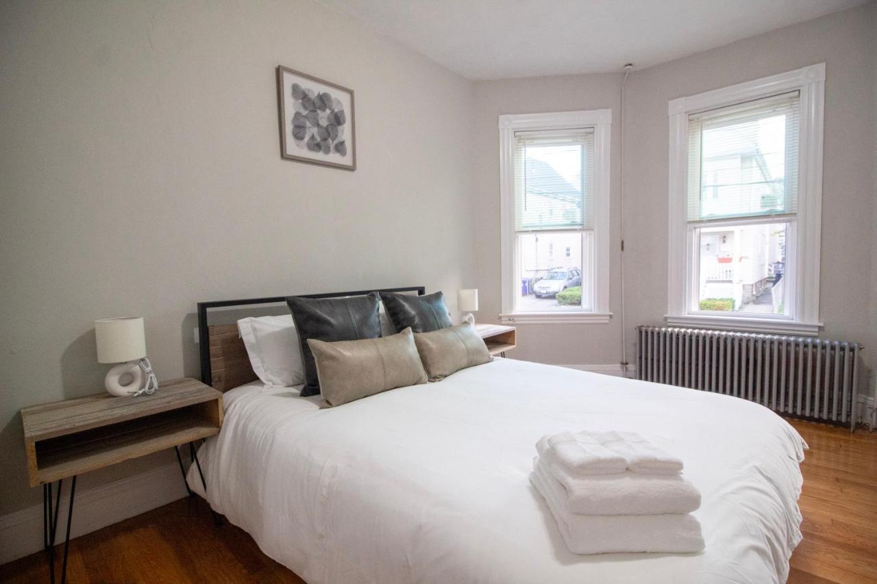 2 Bedroom Condo Close To Boston And Cambridge With Free Parkings Ngoại thất bức ảnh