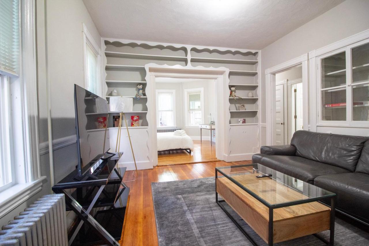 2 Bedroom Condo Close To Boston And Cambridge With Free Parkings Ngoại thất bức ảnh